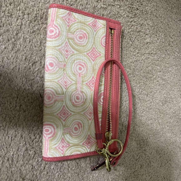 Coach wristlet - Picture 2 of 2